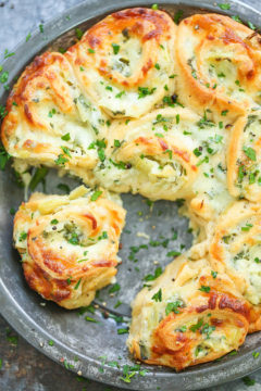 Cheesy Spinach and Artichoke Pinwheels